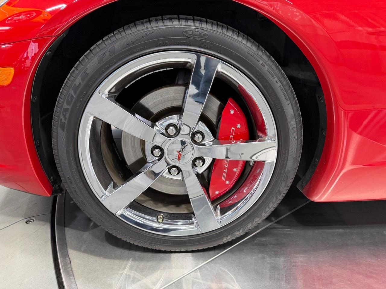 2009 Chevrolet Corvette Convertible 3LT Photo