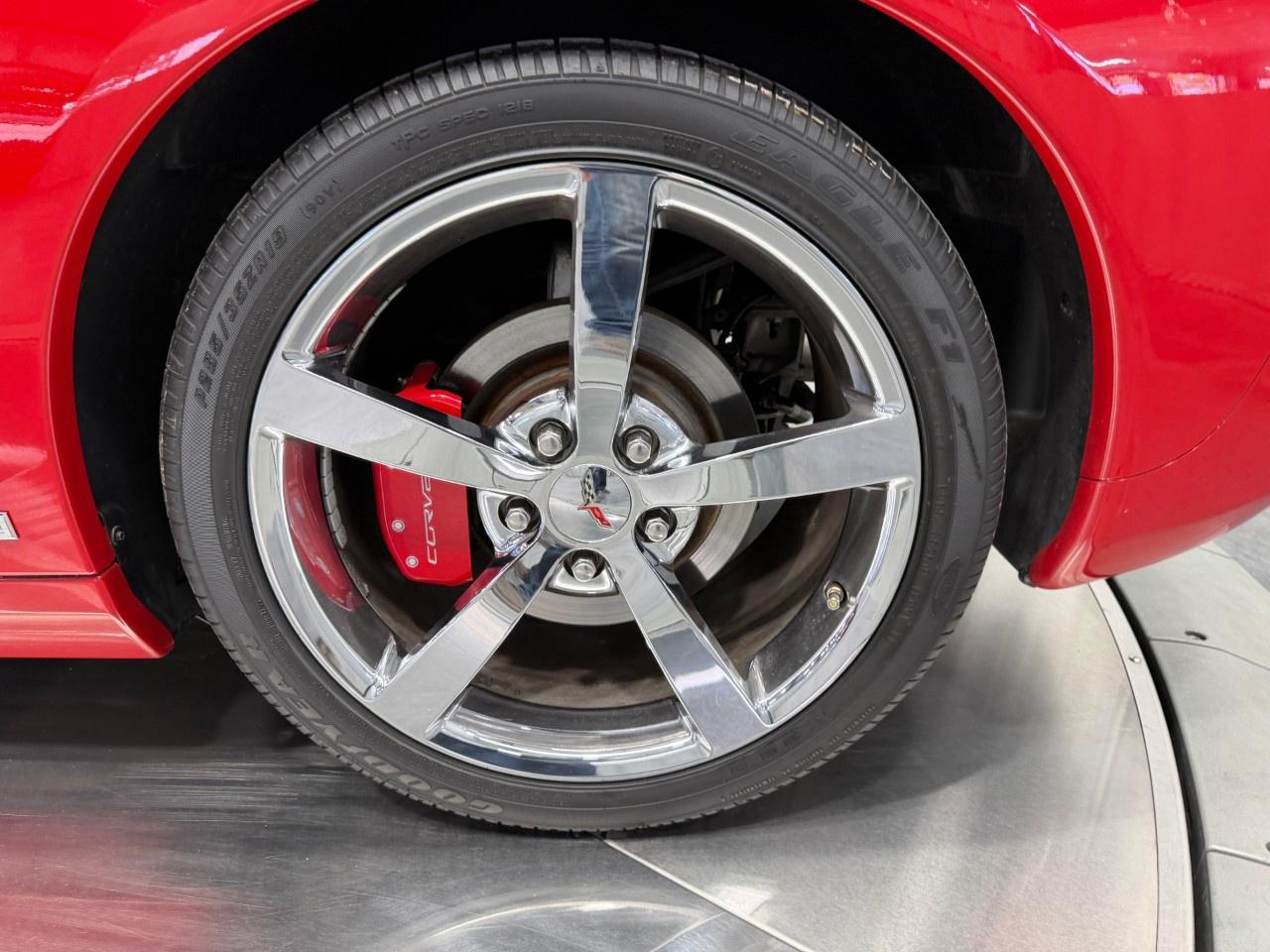 2009 Chevrolet Corvette Convertible 3LT Photo