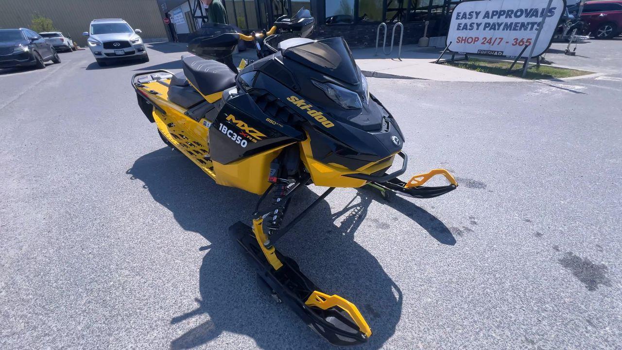 2025 Ski-Doo MX-Z XRS SNOWMOBILE!!! MOTOR 850 -TEC Photo
