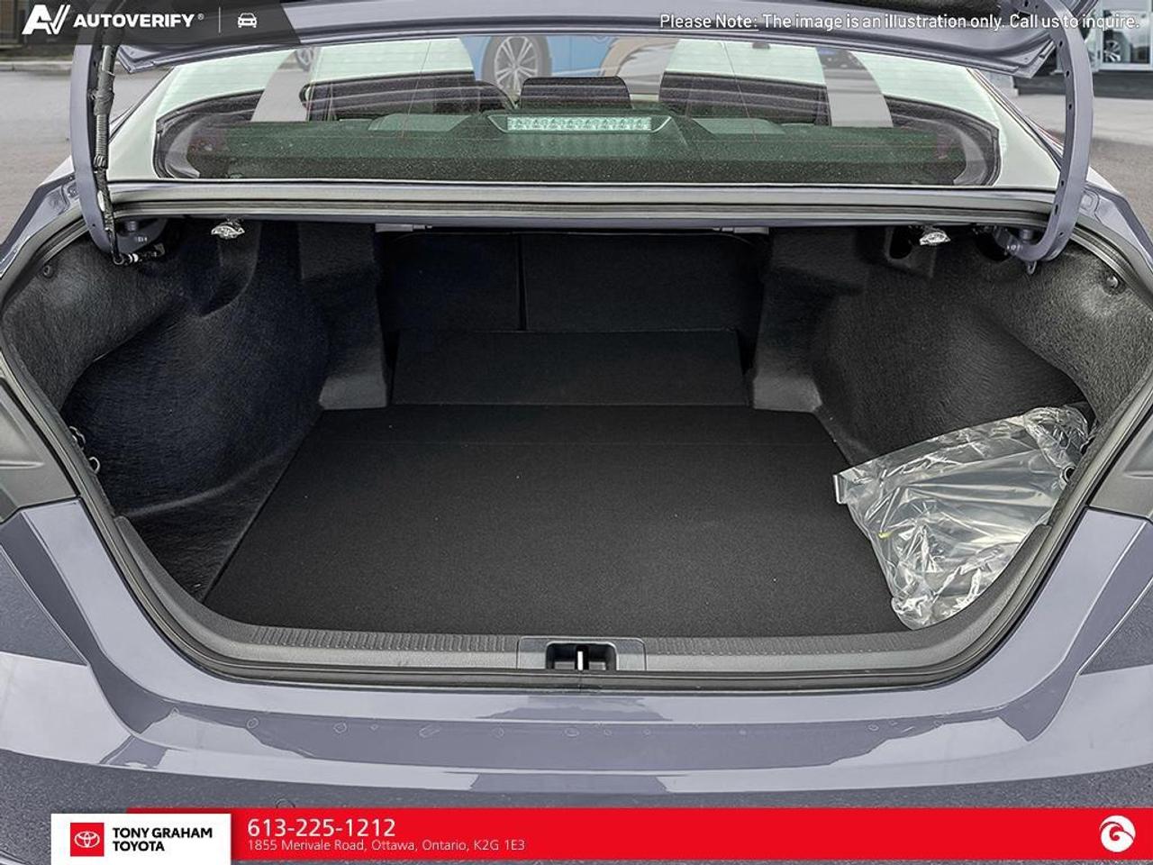 2026 Toyota Camry SE Photo