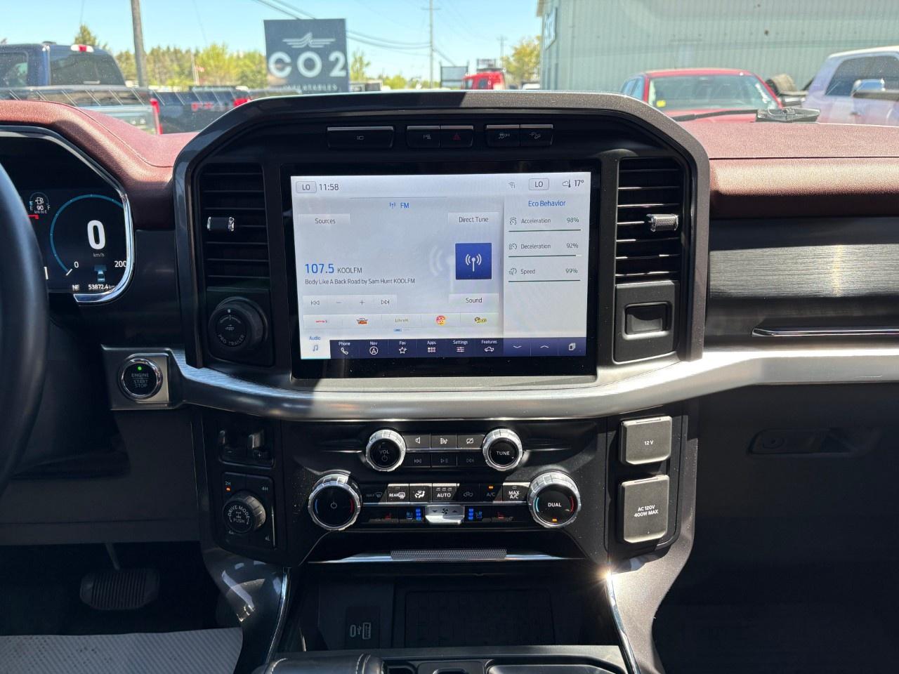 2023 Ford F-150 Lariat 4WD SuperCrew 5.5' Box Photo