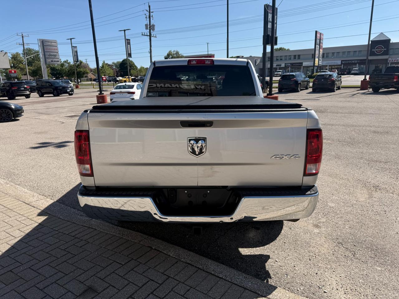2013 RAM 1500 ST Photo3