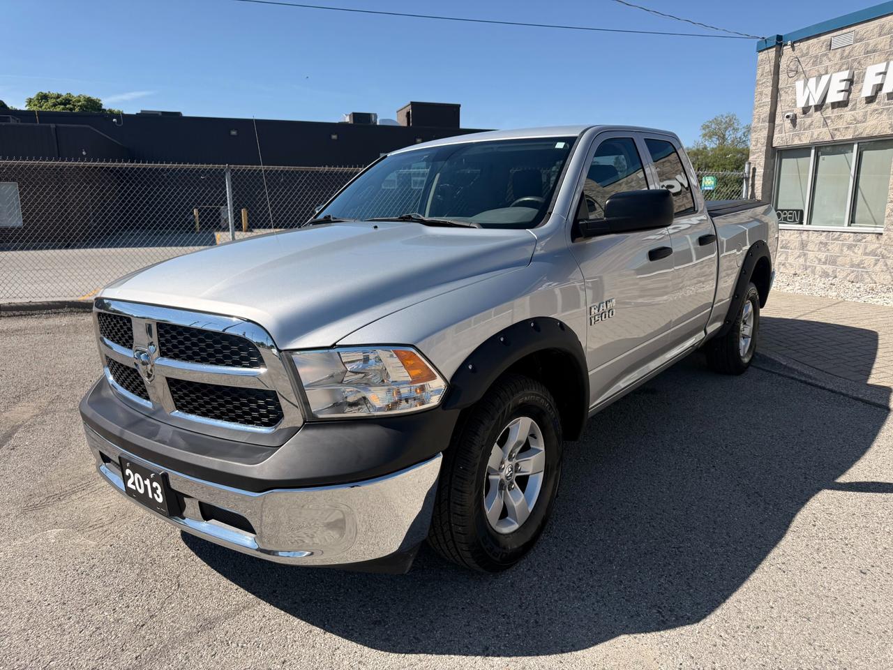 2013 RAM 1500 ST Photo