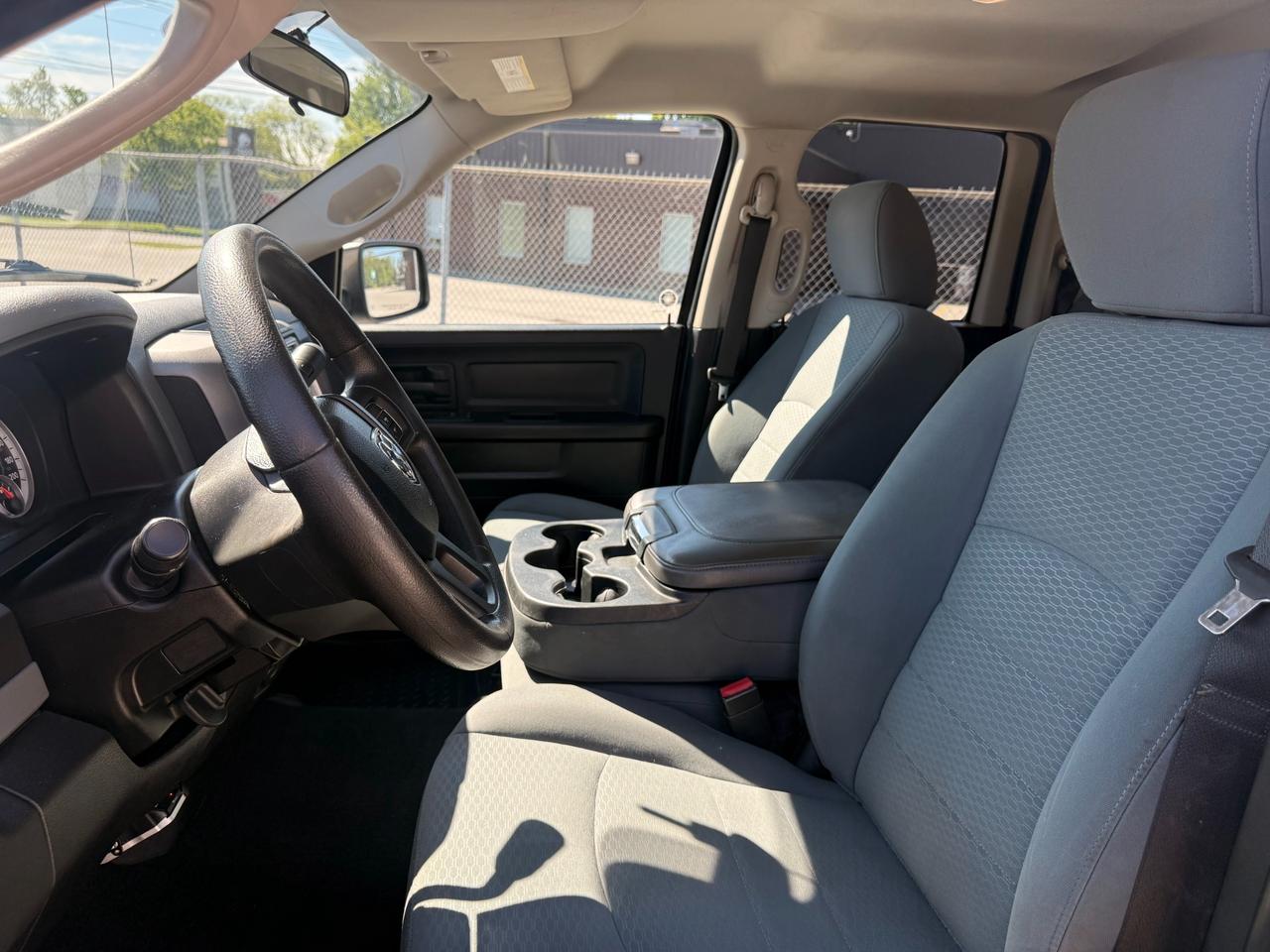 2013 RAM 1500 ST Photo