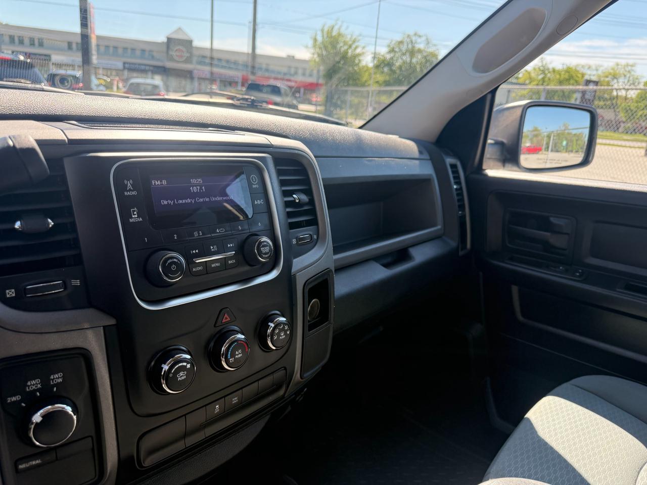 2013 RAM 1500 ST Photo