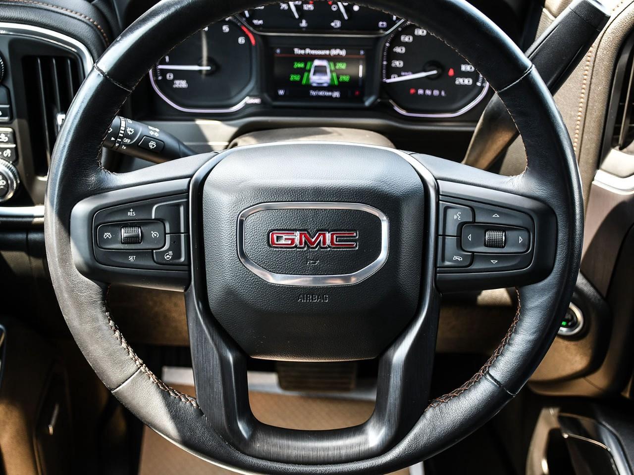 2022 GMC Sierra 1500 Limited AT4 Photo