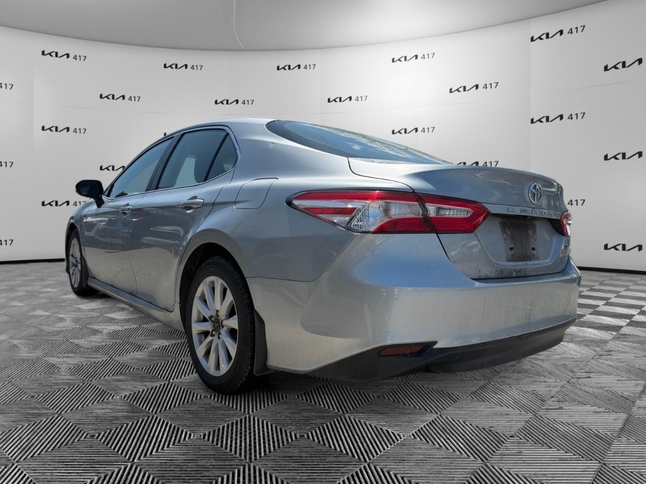 2020 Toyota Camry LE Auto Photo2