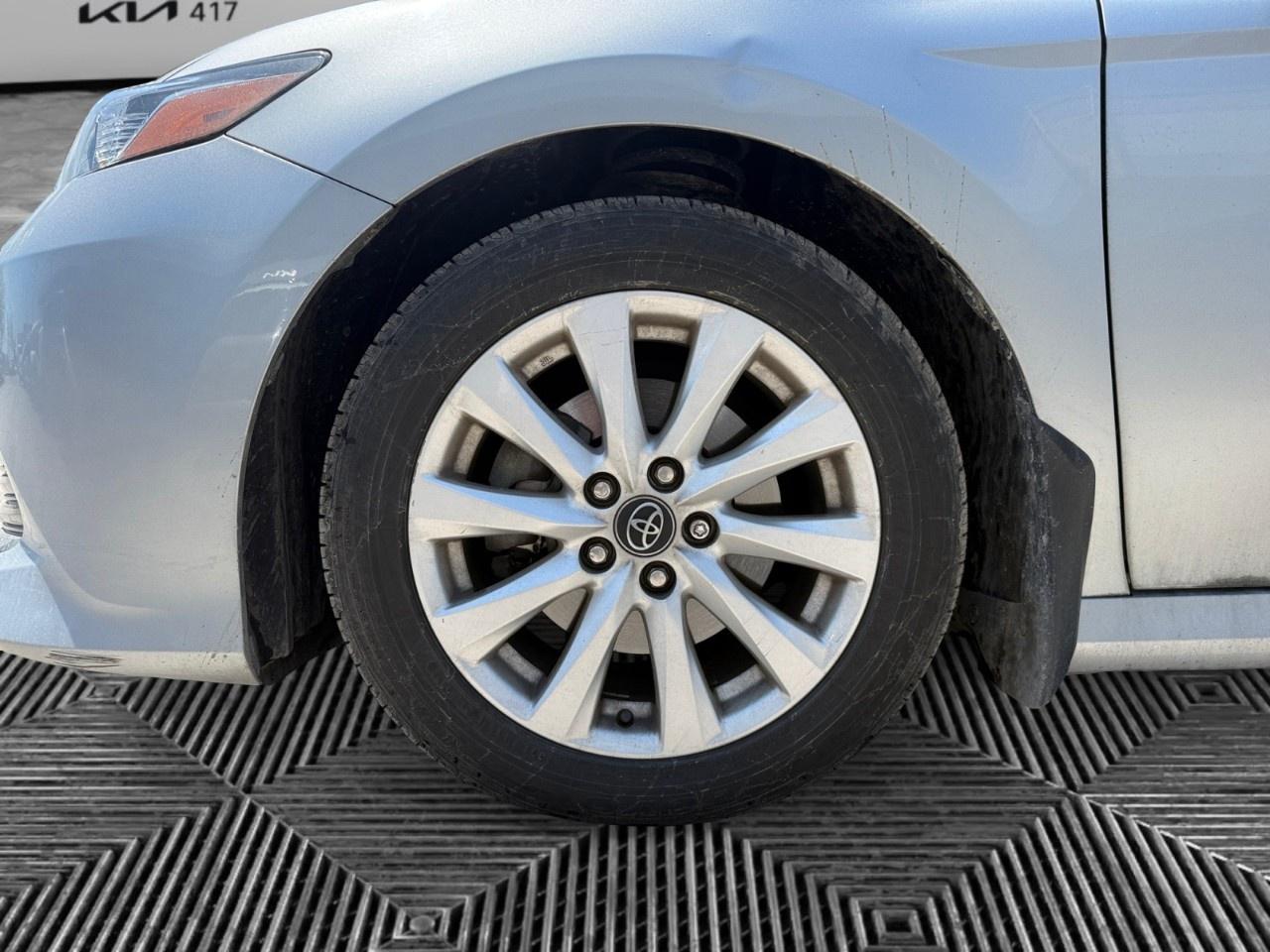 2020 Toyota Camry LE Auto Photo
