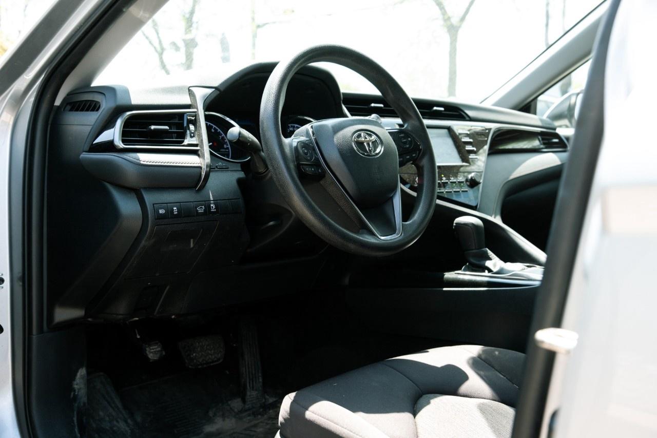 2020 Toyota Camry LE Auto Photo
