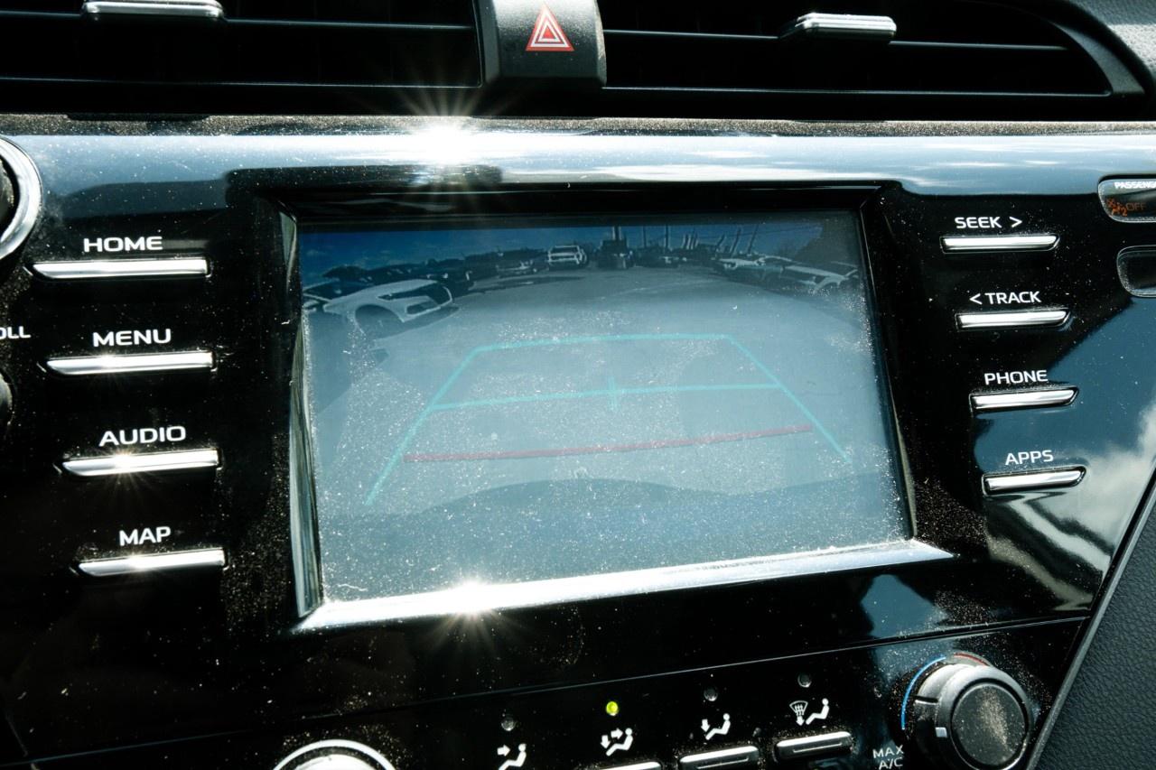 2020 Toyota Camry LE Auto Photo