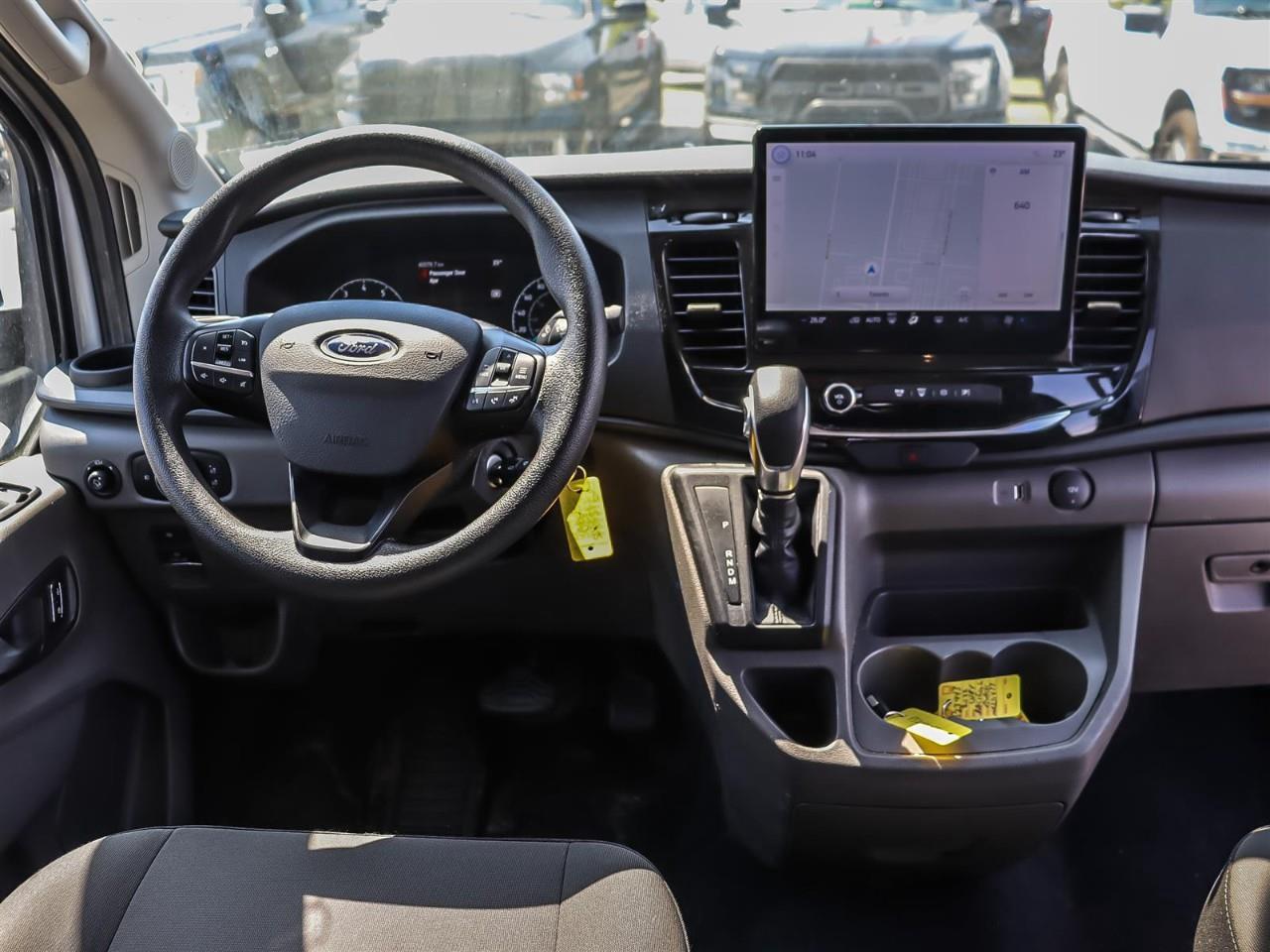 2024 Ford Transit 350 XLT 15 Passenger | AWD | Low KM | Photo