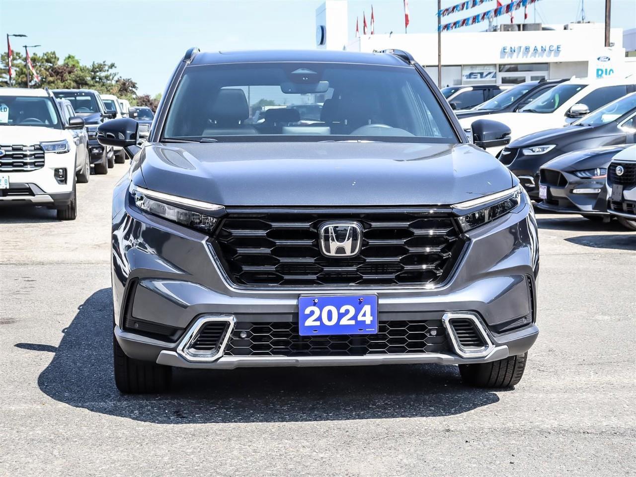 2024 Honda CR-V Hybrid CR-V | Hybrid | AWD | Touring | Photo