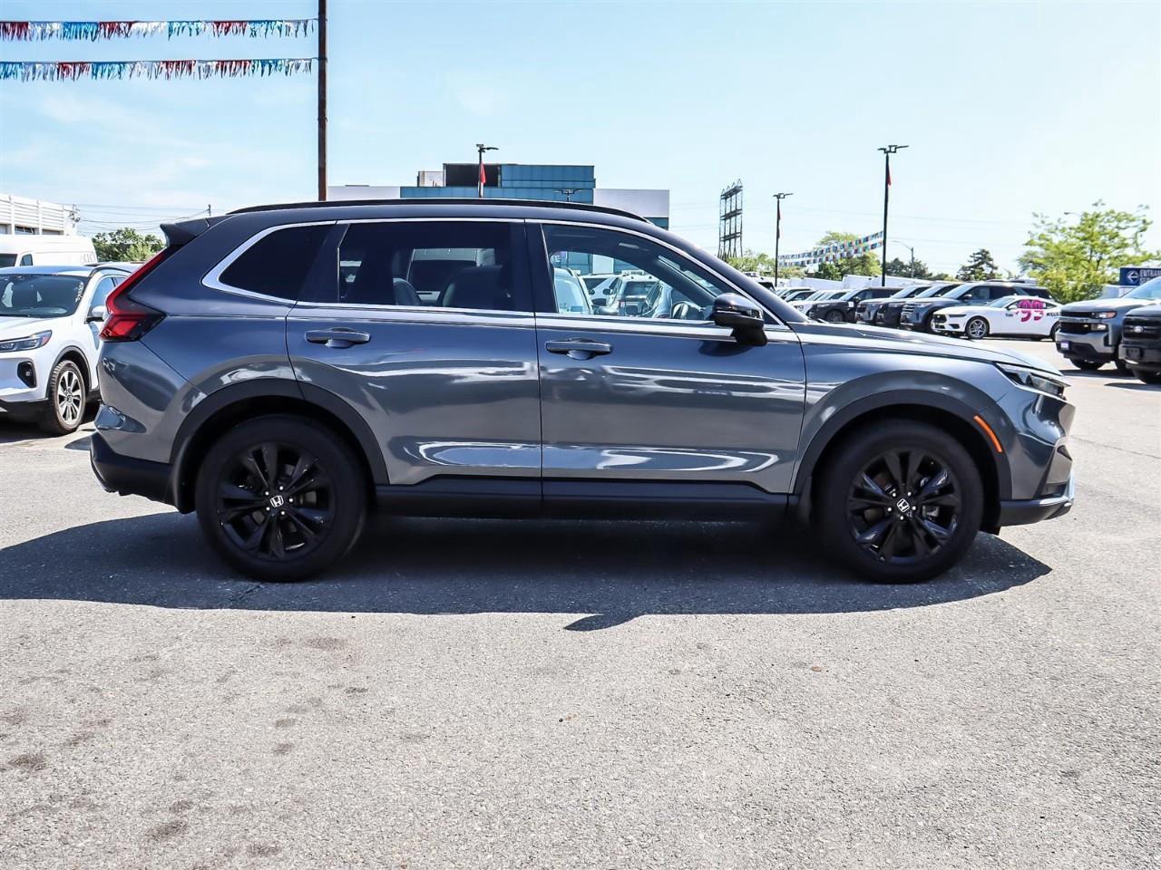 2024 Honda CR-V Hybrid CR-V | Hybrid | AWD | Touring | Photo