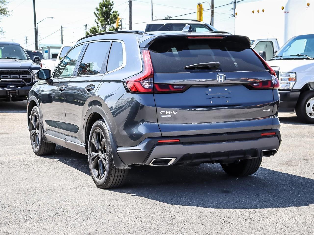 2024 Honda CR-V Hybrid CR-V | Hybrid | AWD | Touring | Photo