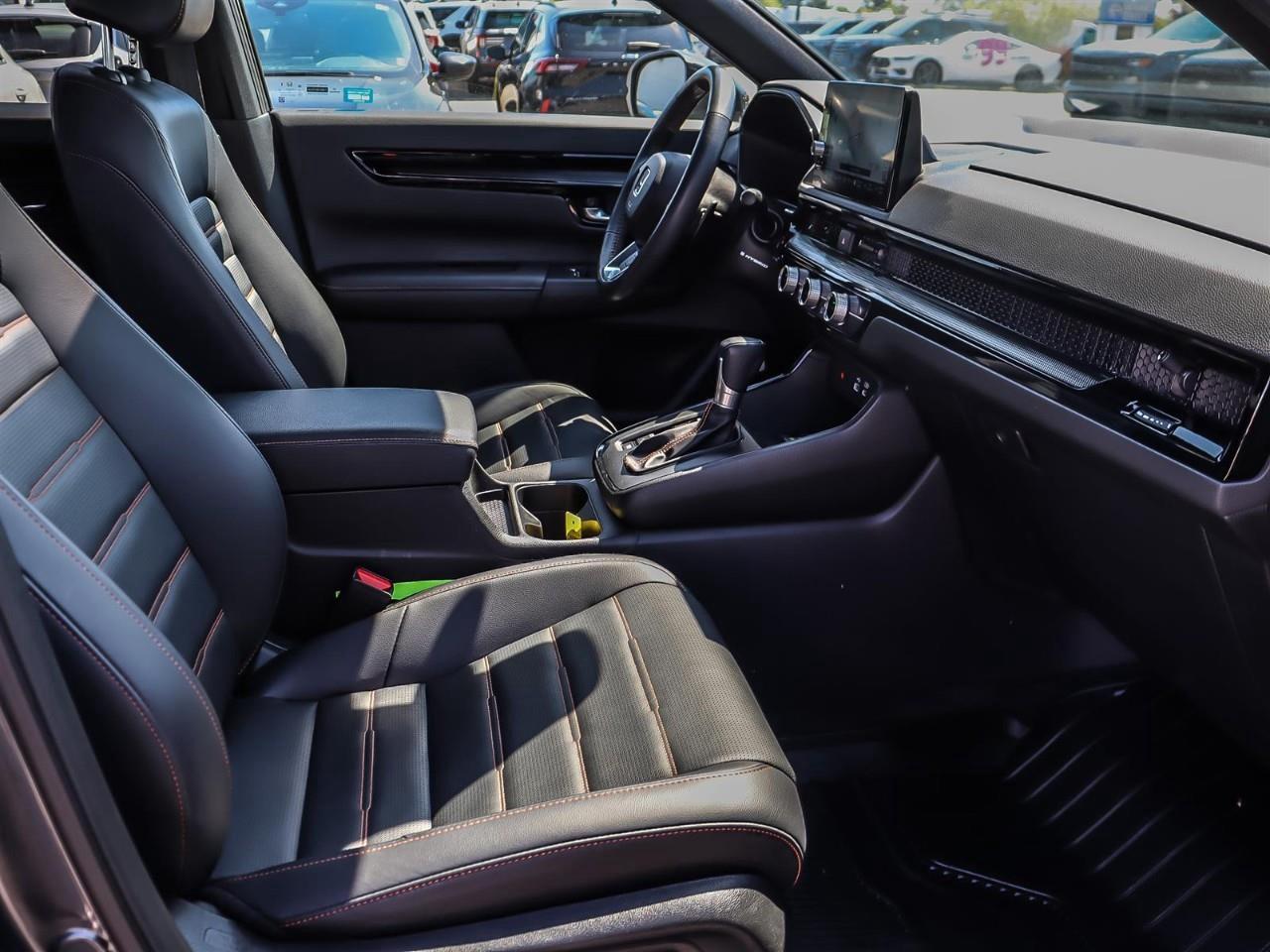 2024 Honda CR-V Hybrid CR-V | Hybrid | AWD | Touring | Photo