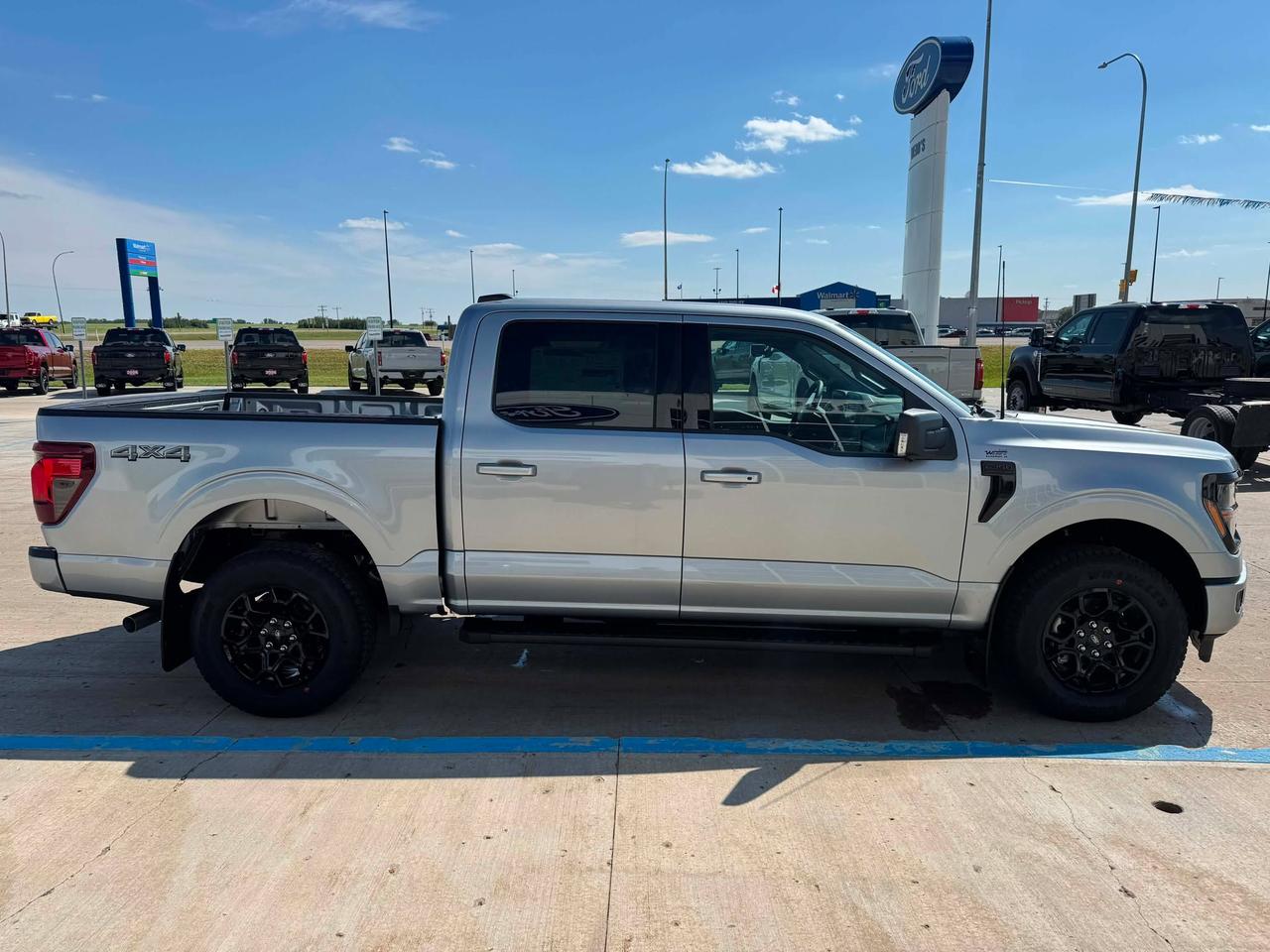 2026 Ford F-150 4x4 SuperCrew-145 Photo3