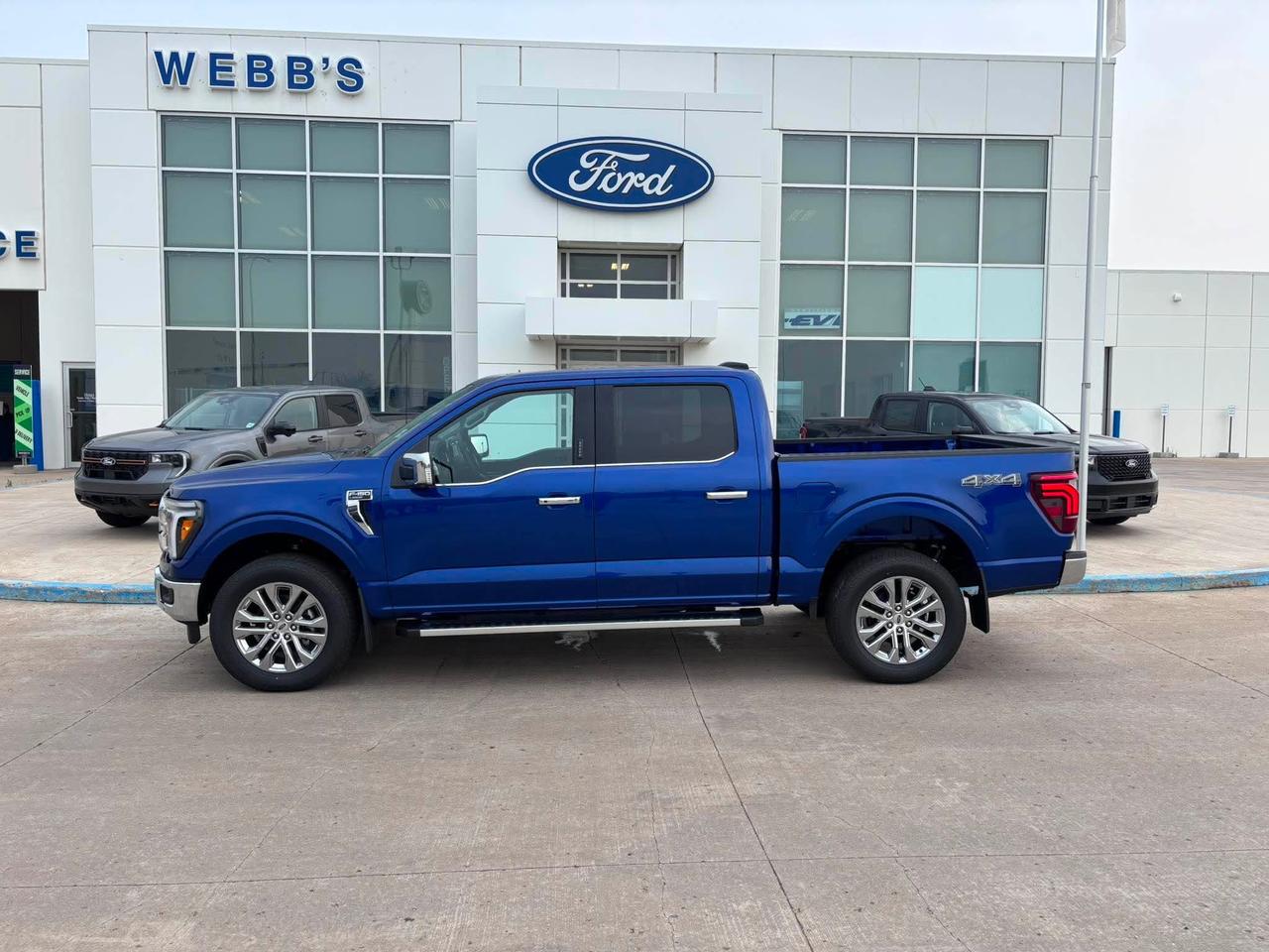 2026 Ford F-150 Lariat 4WD SuperCrew 5.5' Box Photo4