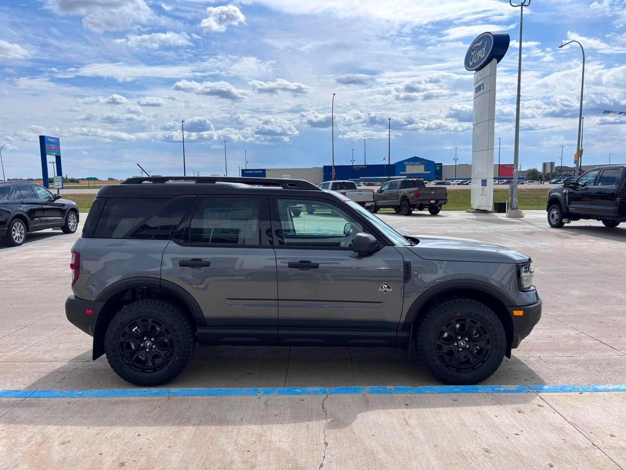 2026 Ford Bronco Sport Outer Banks 4x4 Photo2