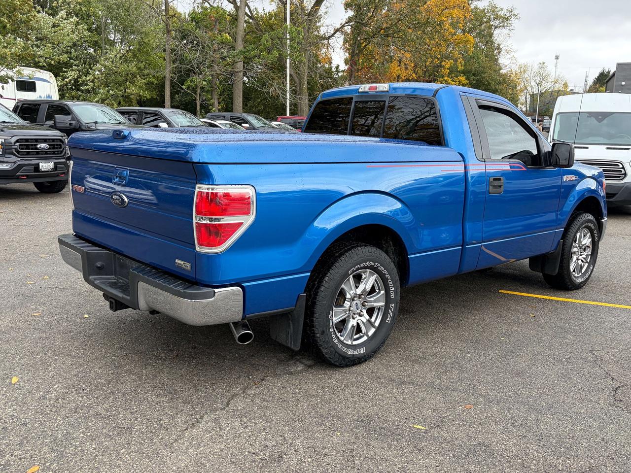 2012 Ford F-150 XLT 2WD Reg Cab 126 Photo4
