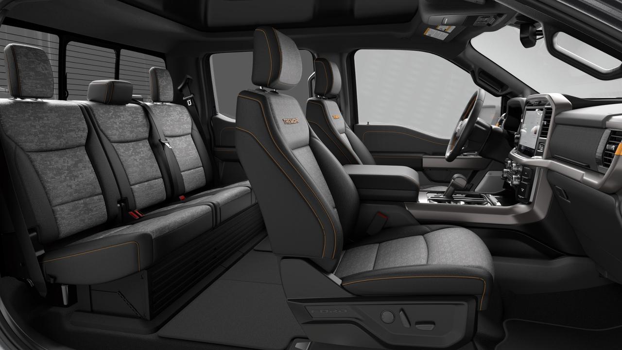 2026 Ford F-150 4x4 SuperCrew-145 Photo5