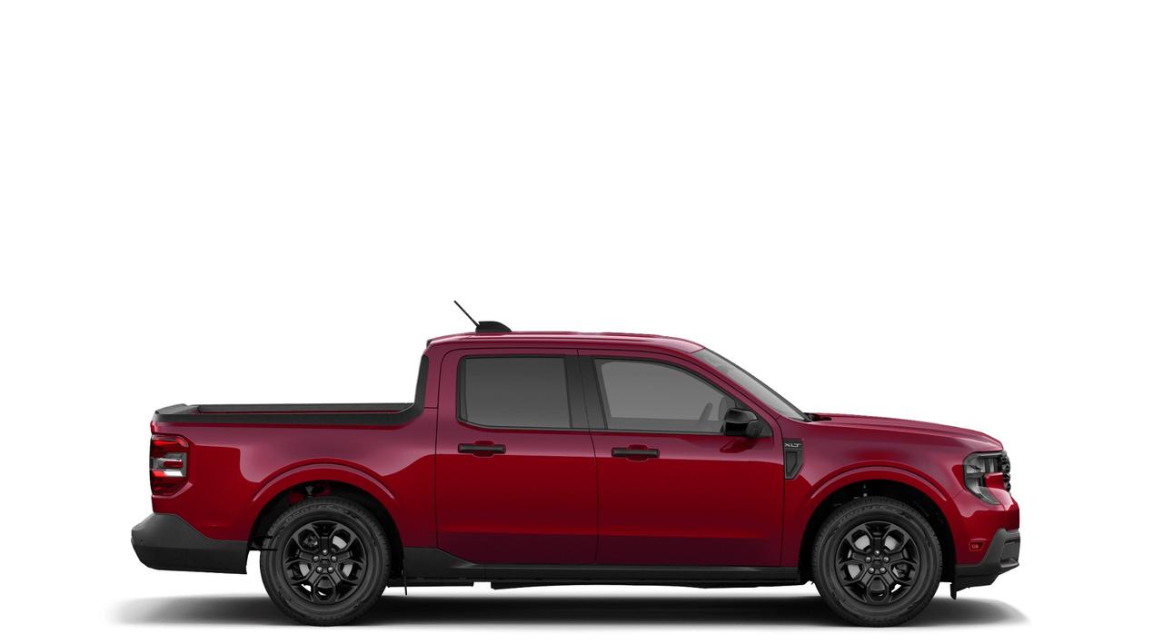 2026 Ford Maverick XLT Photo4