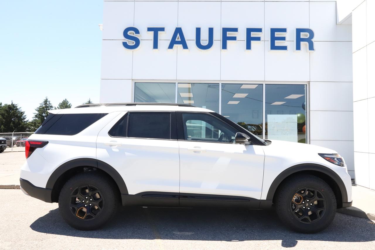2026 Ford Explorer Tremor 4WD Photo2