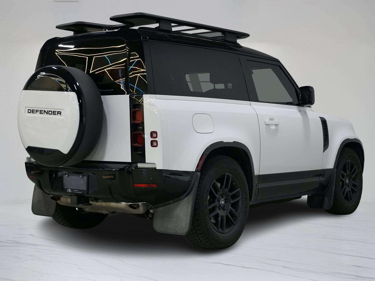 2023 Land Rover Defender X-DYNAMIC | 90 | MERIDIAN | PANO Photo3