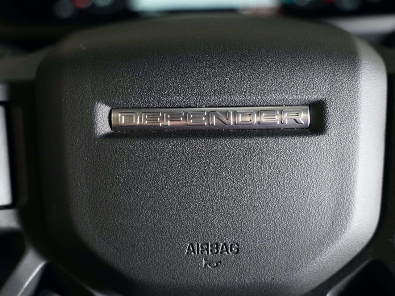 2023 Land Rover Defender X-DYNAMIC | 90 | MERIDIAN | PANO Photo