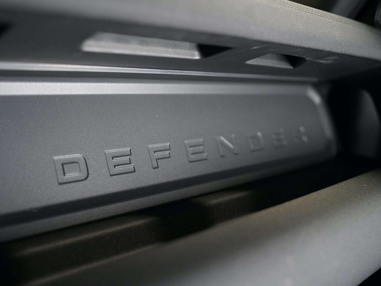 2023 Land Rover Defender X-DYNAMIC | 90 | MERIDIAN | PANO Photo