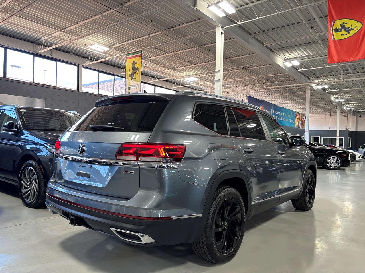 2022 Volkswagen Atlas Highline|4MOTION|AWD|7PASSENGER|NAV|FENDERAUDIO|++ Photo3
