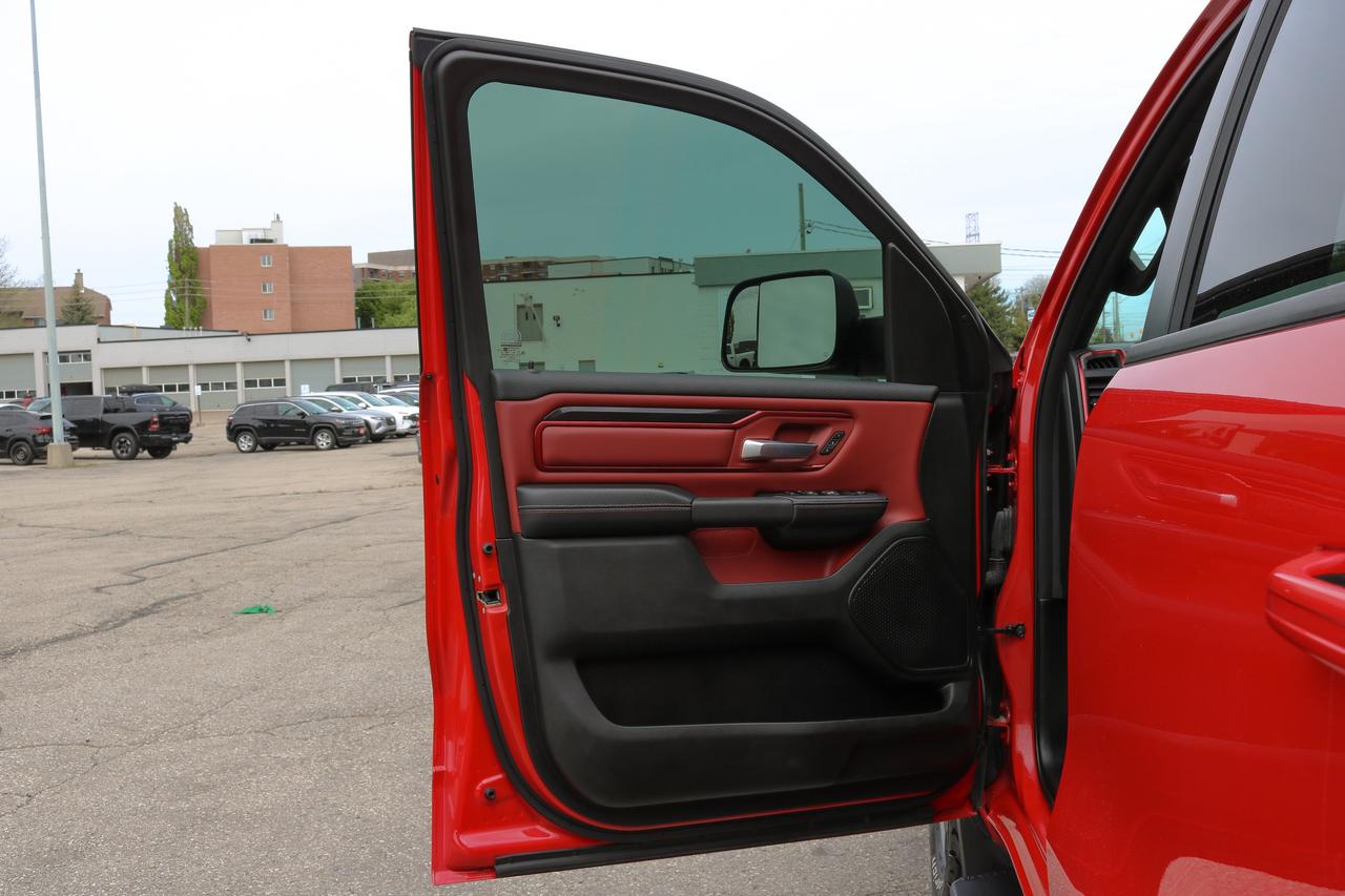2022 RAM 1500 Rebel 4x4 Crew Cab 5'7  Box | REMOTE START | Photo