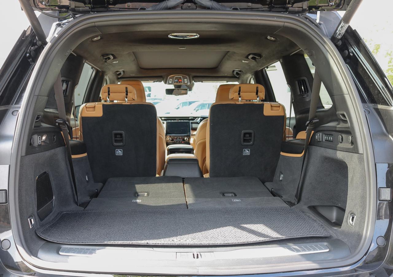2025 Jeep Grand Cherokee L Summit Reserve 4x4 | SELF DRIVE | MASSAGE SEATS | Photo