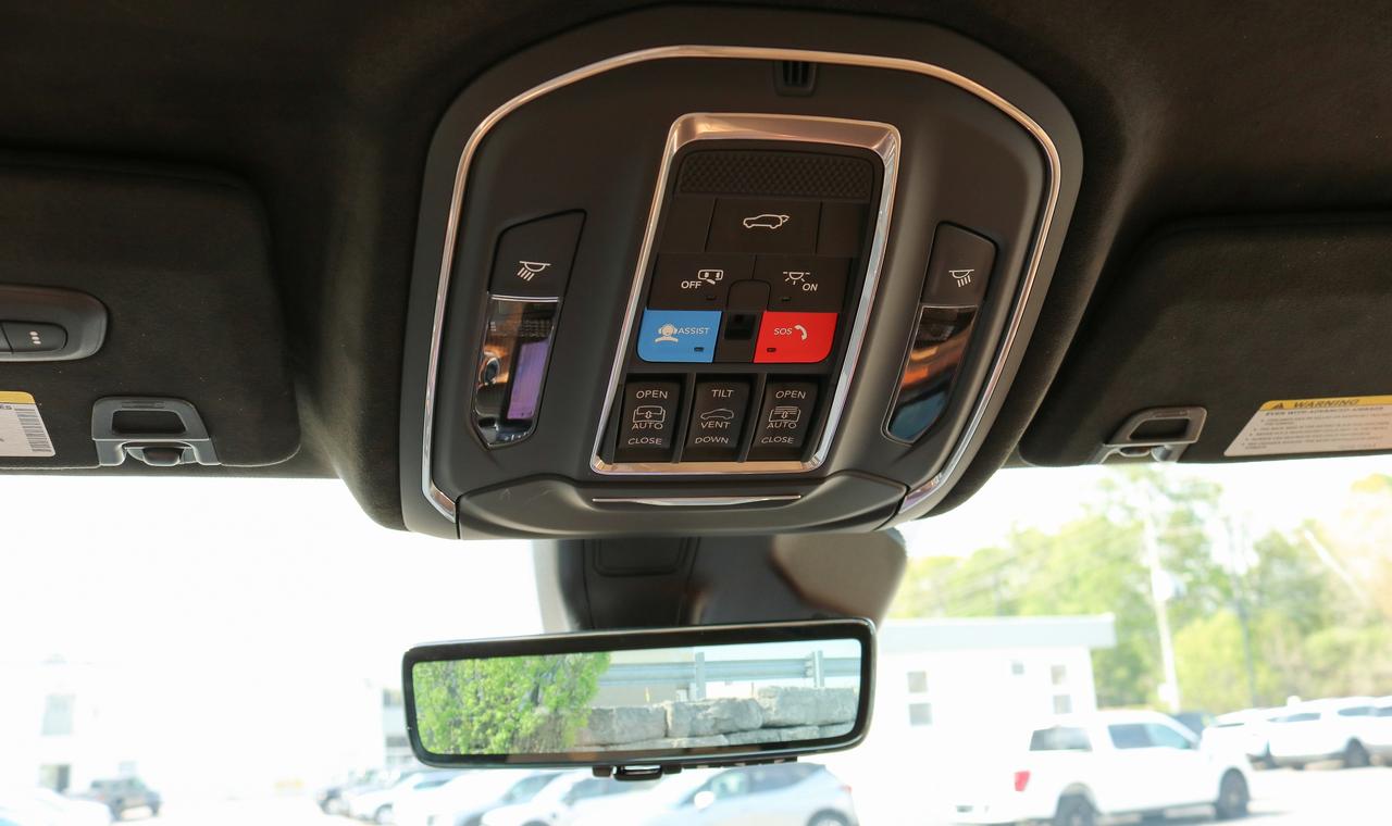 2025 Jeep Grand Cherokee L Summit Reserve 4x4 | SELF DRIVE | MASSAGE SEATS | Photo