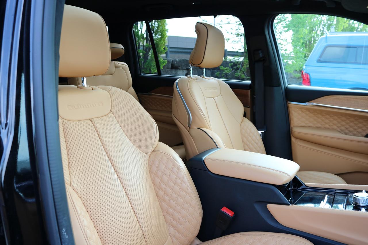 2025 Jeep Grand Cherokee L Summit Reserve 4x4 | SELF DRIVE | MASSAGE SEATS | Photo