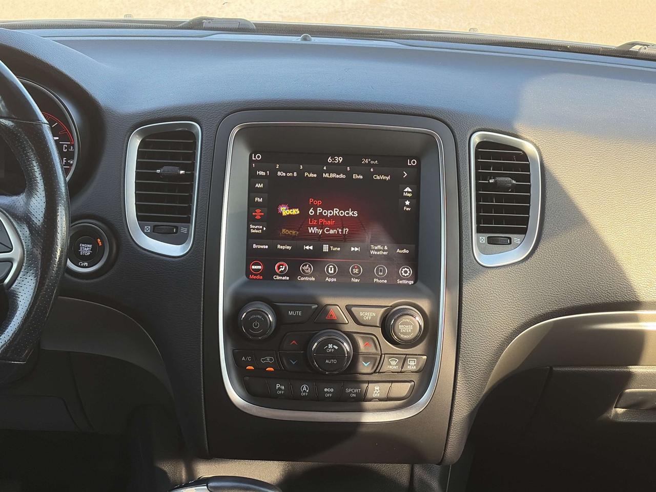 2020 Dodge Durango SXT, CLEAN CARFAX, POWER SEATS, BACK UP CAMERA! Photo
