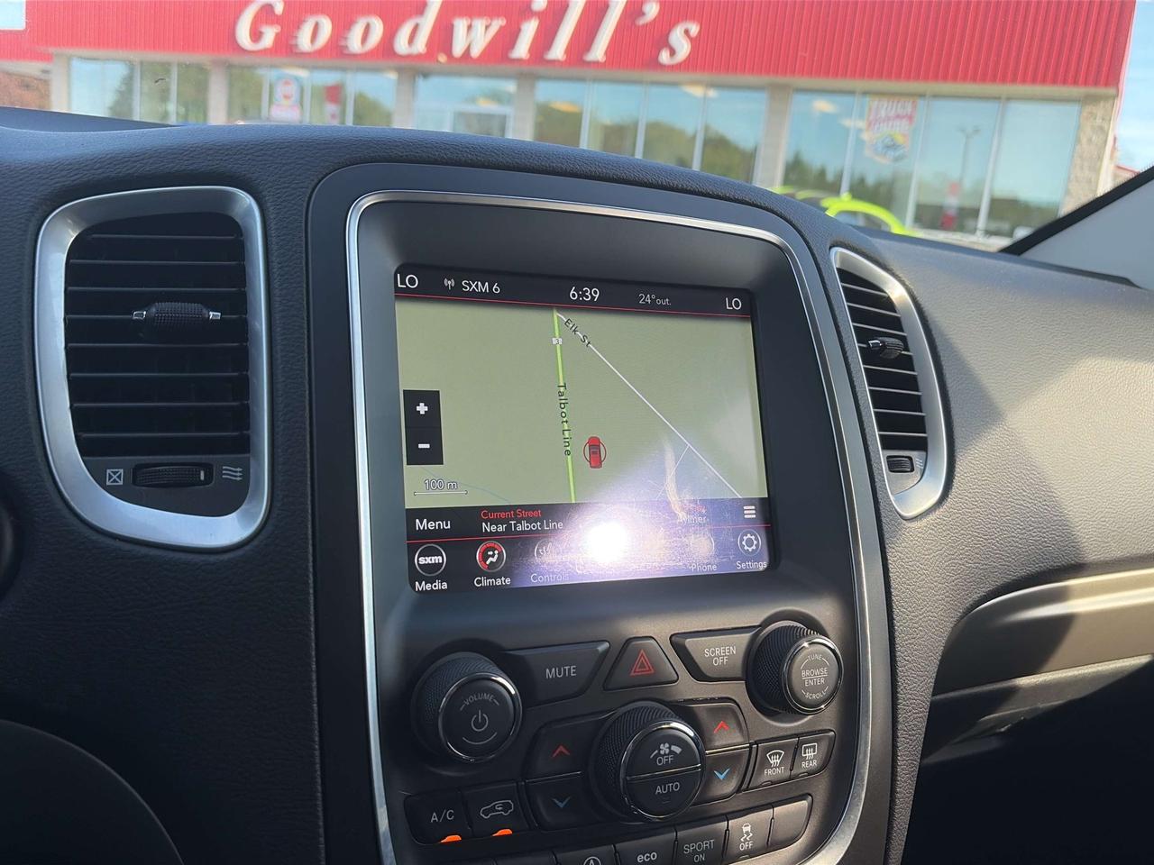 2020 Dodge Durango SXT, CLEAN CARFAX, POWER SEATS, BACK UP CAMERA! - Photo #22