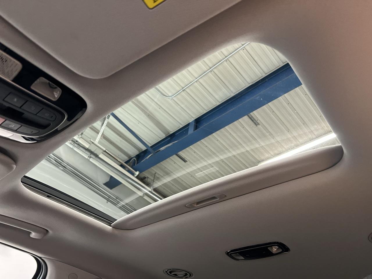 2023 Hyundai PALISADE AWD | 8-PASS | SUNROOF | HTD SEATS | CARPLAY | NAV Photo