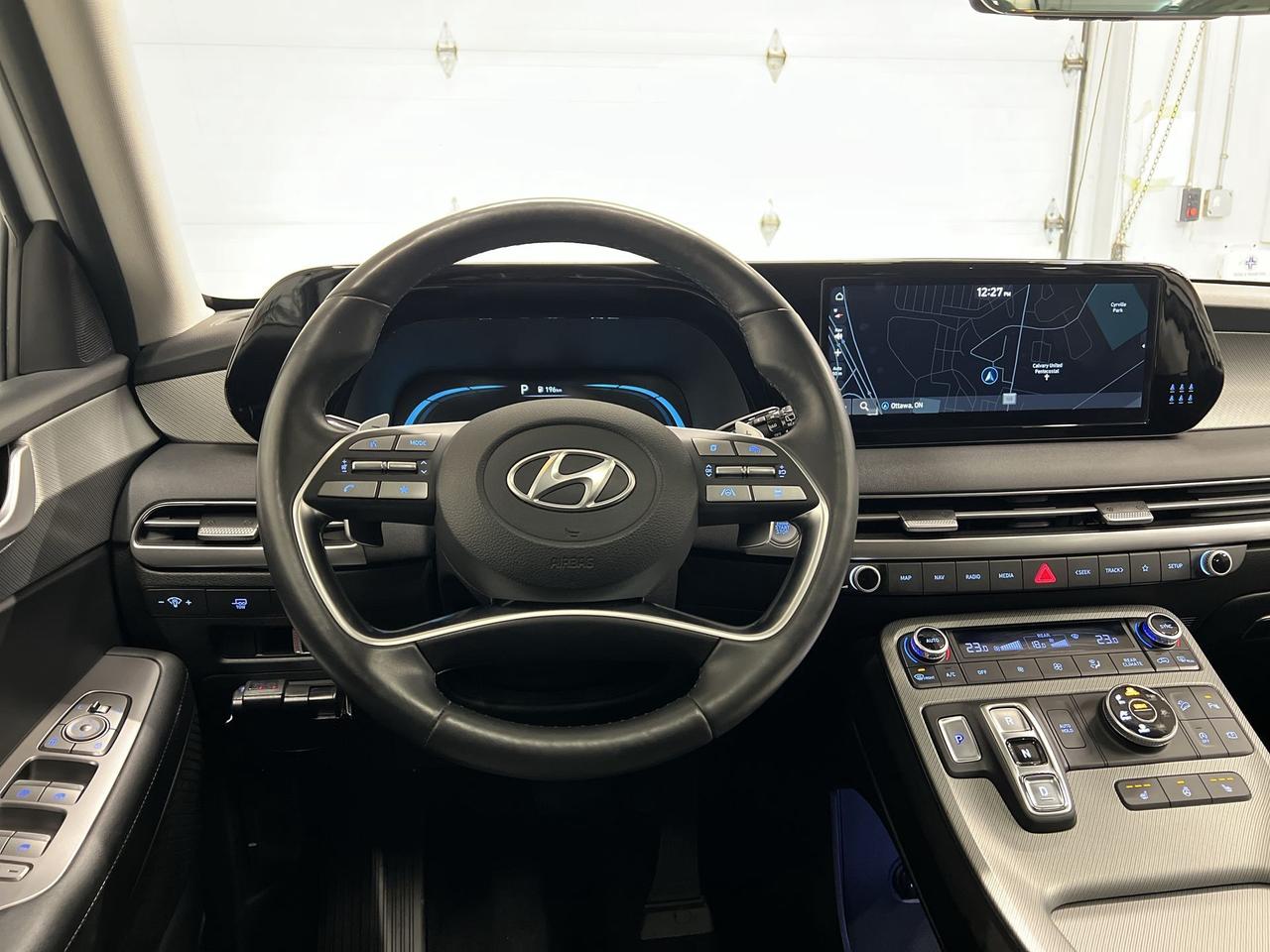 2023 Hyundai PALISADE AWD | 8-PASS | SUNROOF | HTD SEATS | CARPLAY | NAV Photo