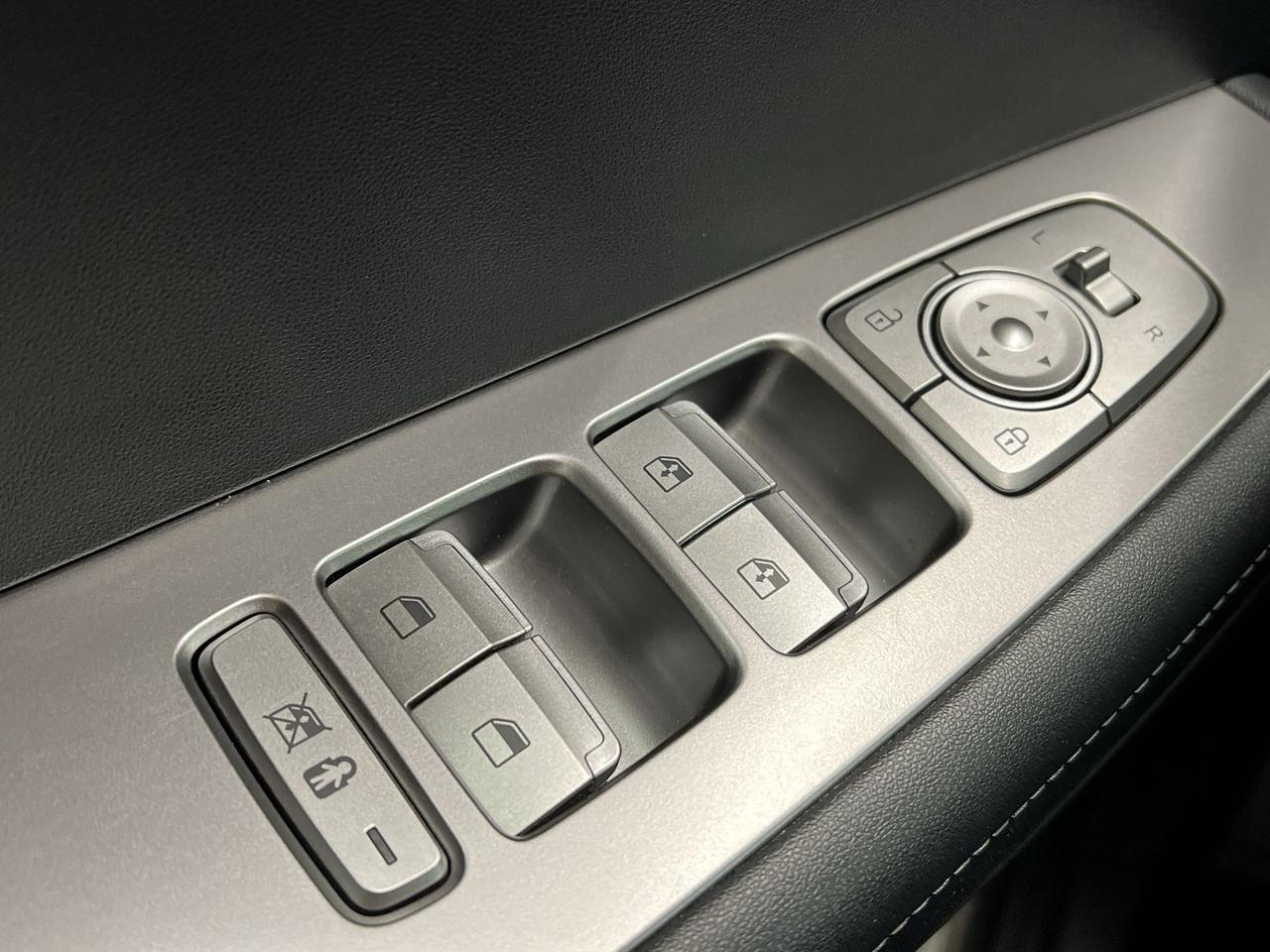 2023 Hyundai PALISADE AWD | 8-PASS | SUNROOF | HTD SEATS | CARPLAY | NAV Photo