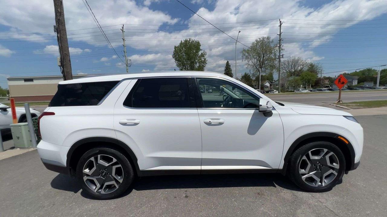 2023 Hyundai PALISADE AWD | 8-PASS | SUNROOF | HTD SEATS | CARPLAY | NAV Photo