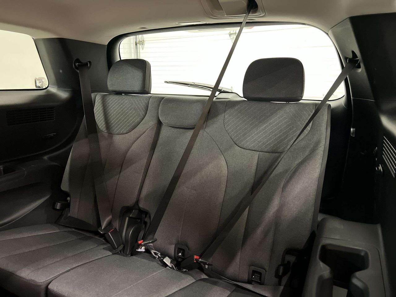 2023 Hyundai PALISADE AWD | 8-PASS | SUNROOF | HTD SEATS | CARPLAY | NAV Photo