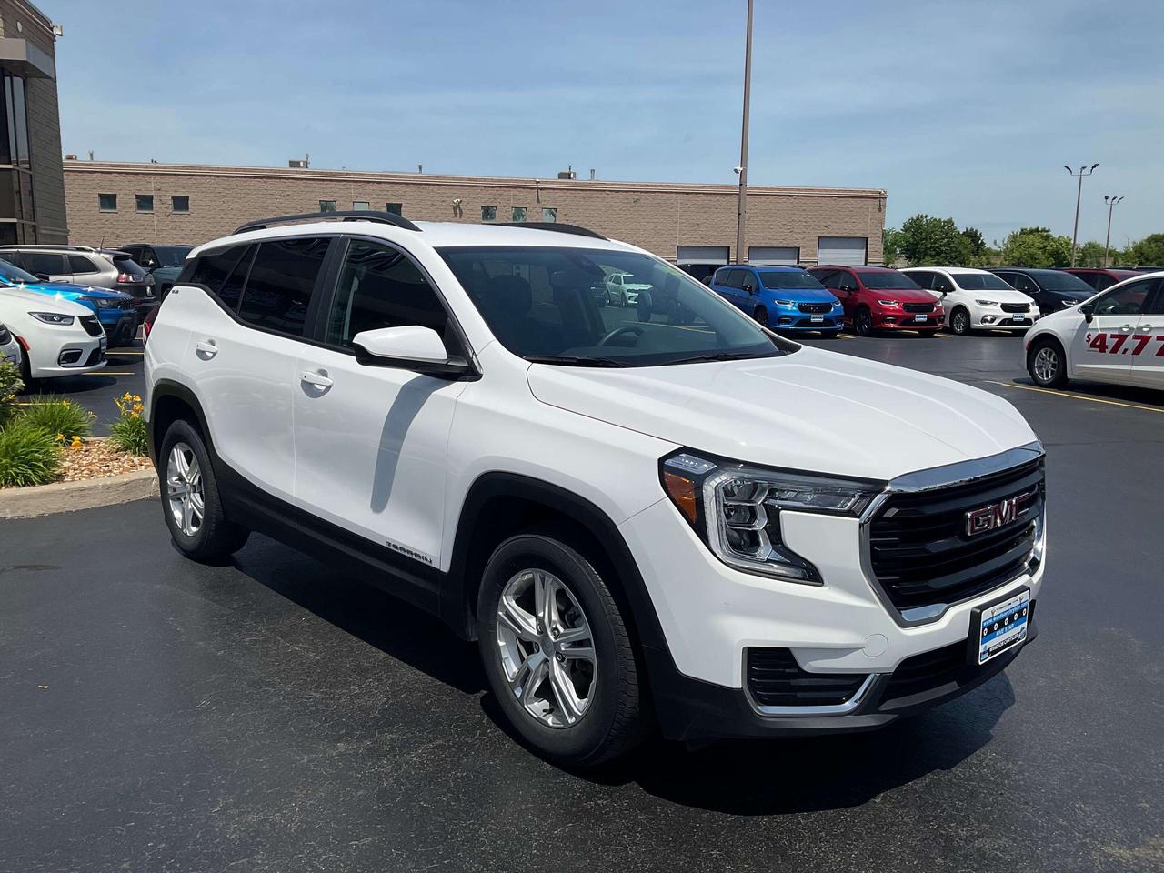 2024 GMC Terrain SLE Photo