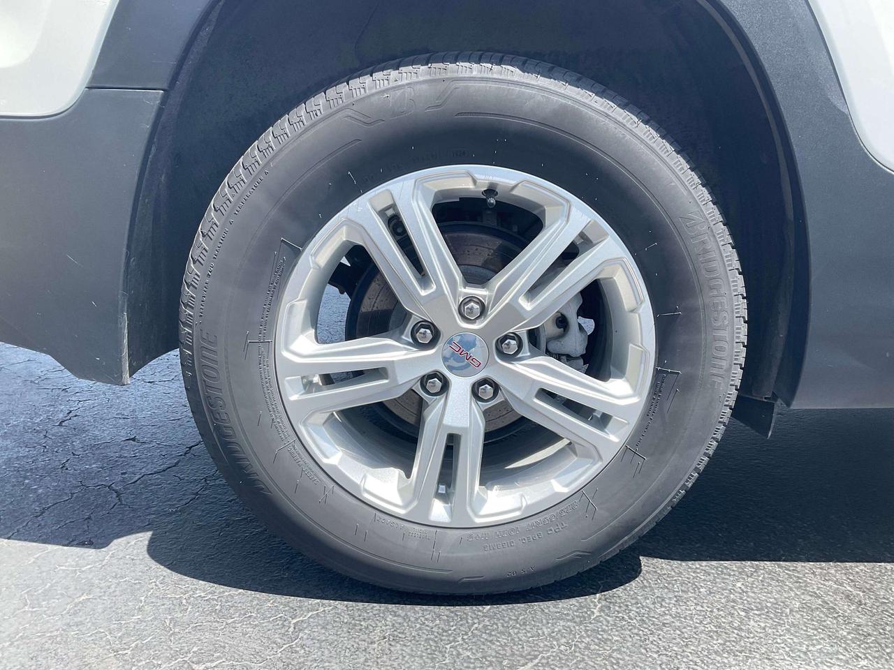 2024 GMC Terrain SLE Photo