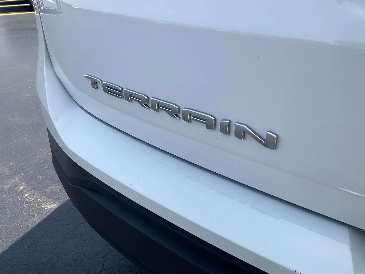 2024 GMC Terrain SLE Photo