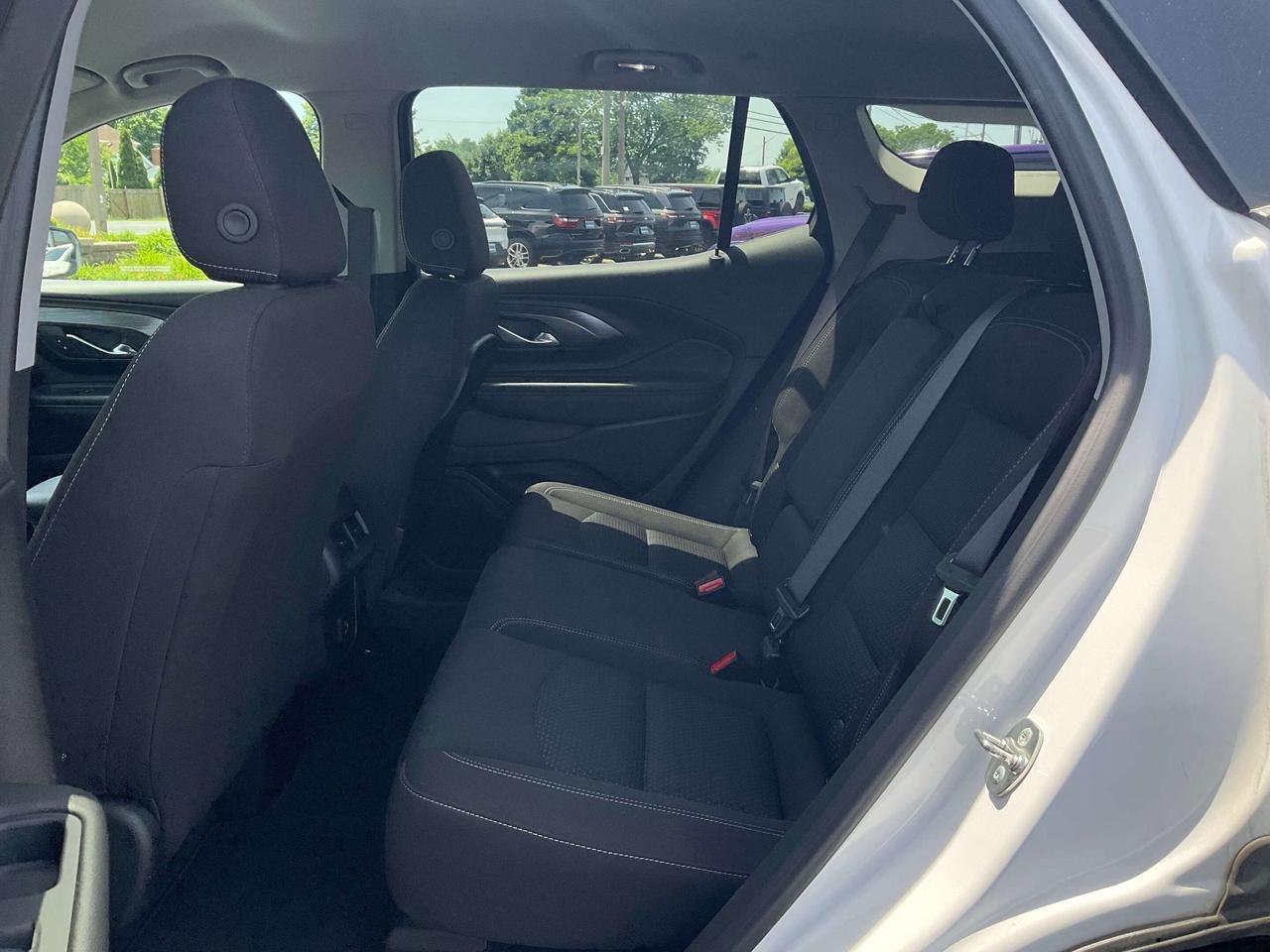 2024 GMC Terrain SLE Photo