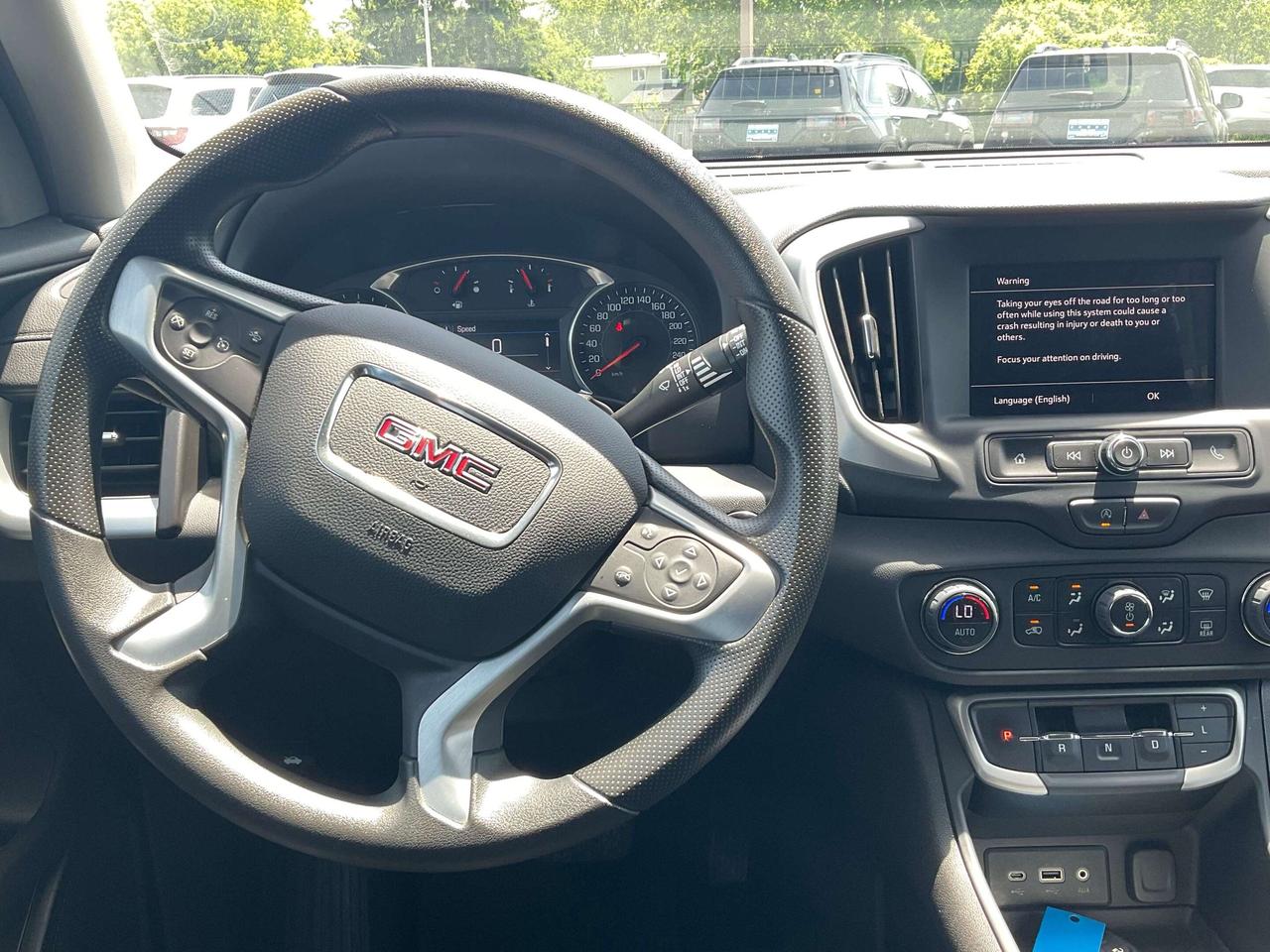 2024 GMC Terrain SLE Photo