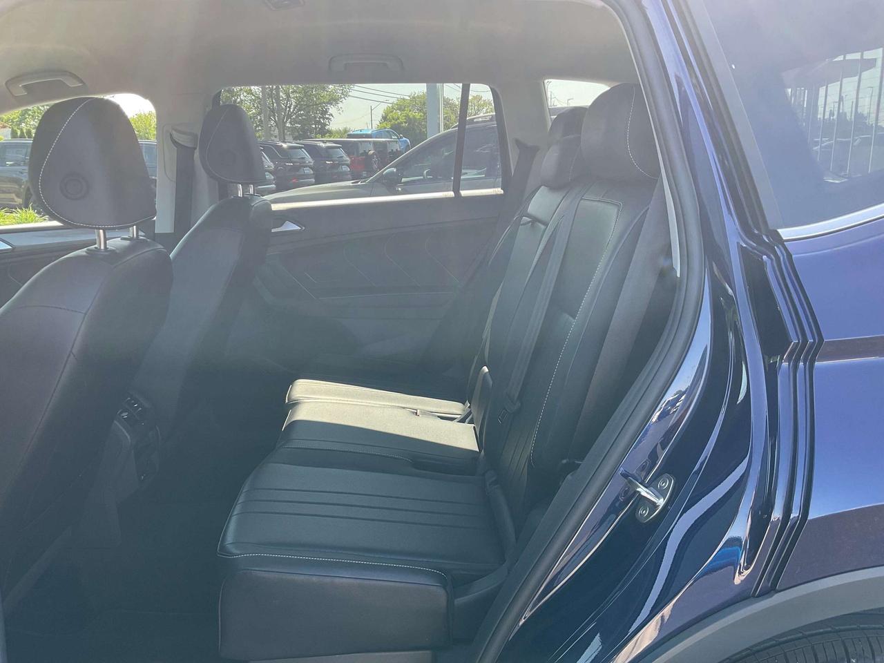 2024 Volkswagen Tiguan LEATHER / HEATED SEATS / CAR PLAY Photo
