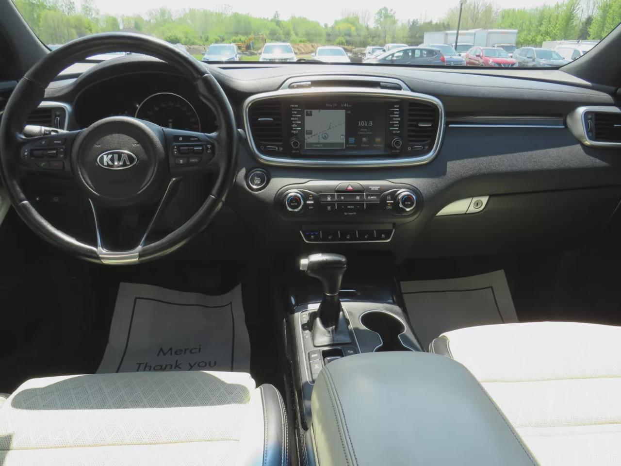 2018 Kia Sorento SX V6 | Clean Carfax | 7 Passenger | Alloy Rims | Leather | Navigation | Panoramic Sunroof | Heated Front/Rear Seats | Photo
