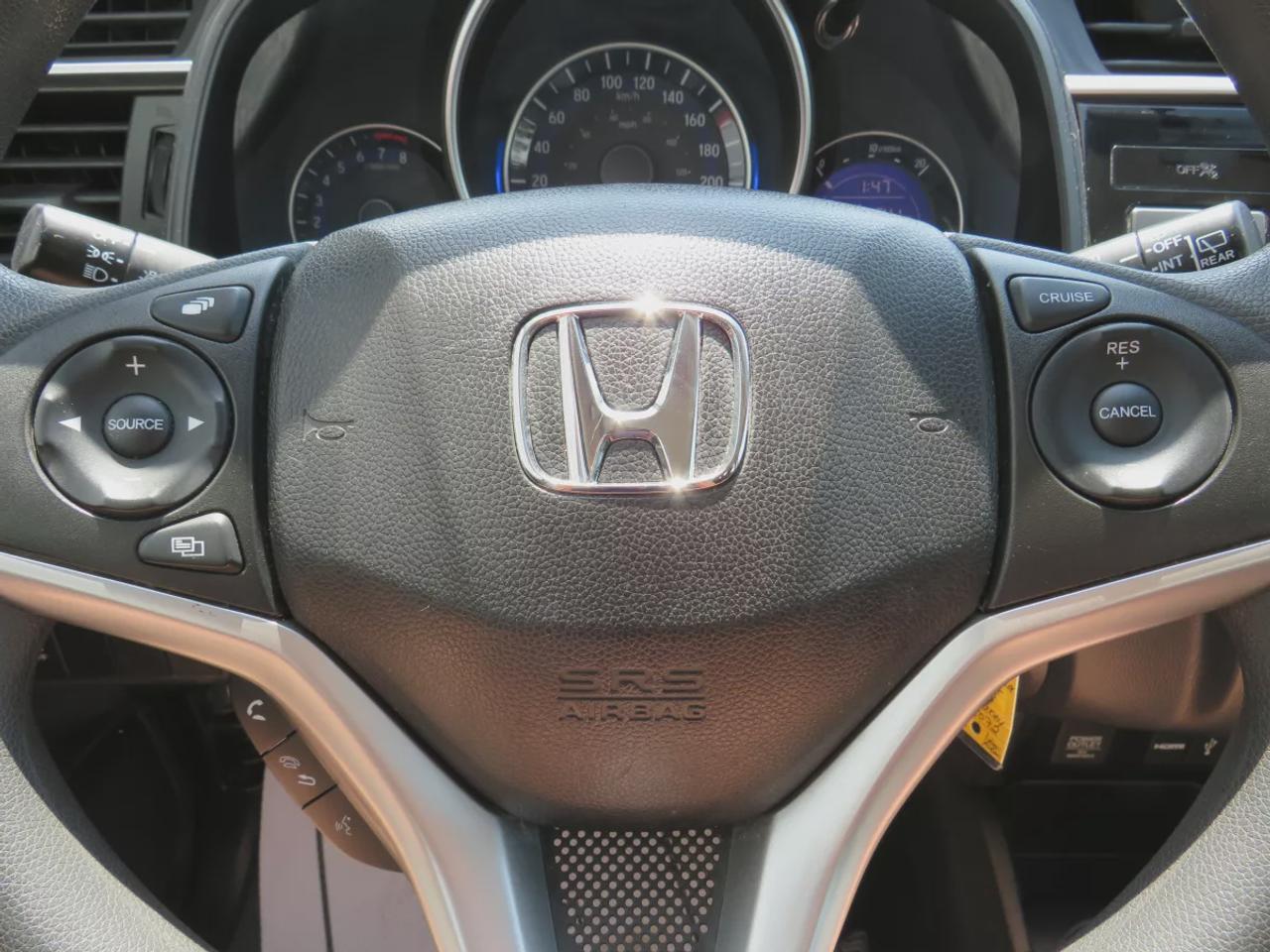 2016 Honda Fit LX | Clean Carfax | Digital Touchscreen | Reverse Camera | AC | Cruise Control | USB and HDMI| Heated Seats | Photo