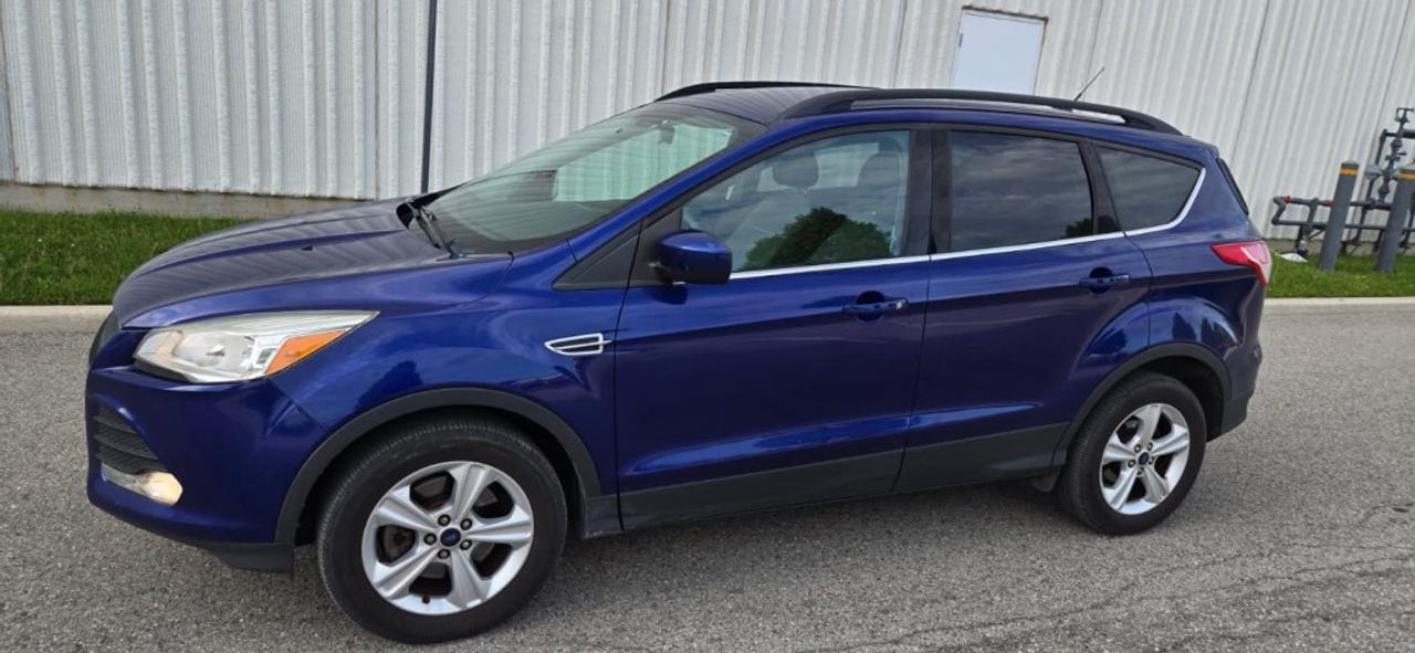 2015 Ford Escape SE 4dr Front-wheel Drive Automatic Photo
